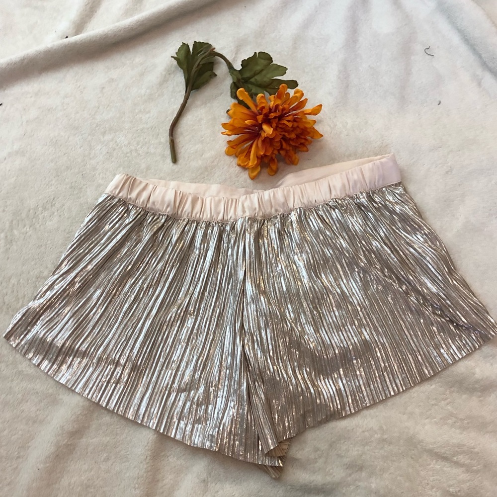 Victoria’s Secret Gold sleep shorts - Picture 3 of 6